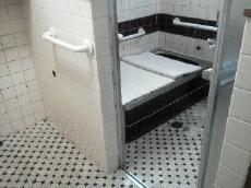 IkedachoAsamaBathroomMae1.jpg