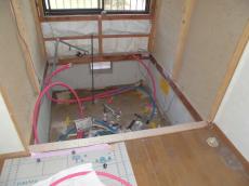 既存浴室の解体